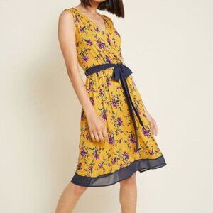 Modcloth | Belted Yellow & Navy Floral Dress Chiffon Trim	| Size Medium